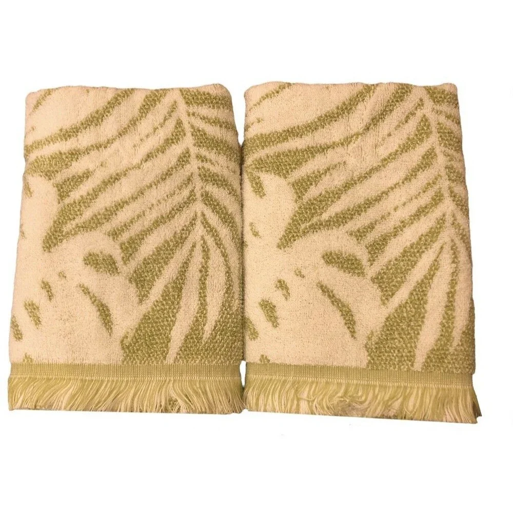 Island Sands Palm Tropical Hand Towels Set of 2 Green Plush Beach Summer House